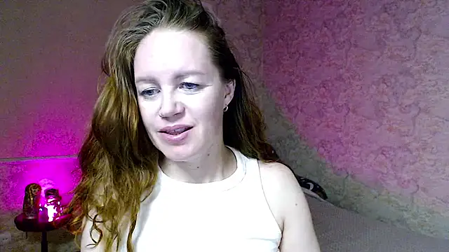 Snapshot of Fern_Lust chatting on July 8, 9:37 pm Fern Lust online show from July 8, 9:37 pm