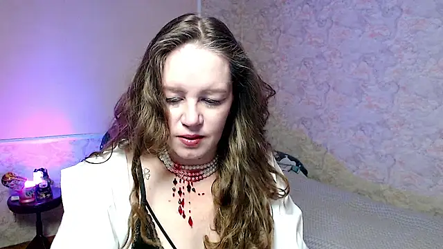 Fern Lust online show from May 28, 12:00 pm