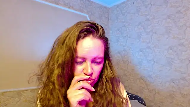 Fern Lust online show from May 11, 2:45 pm
