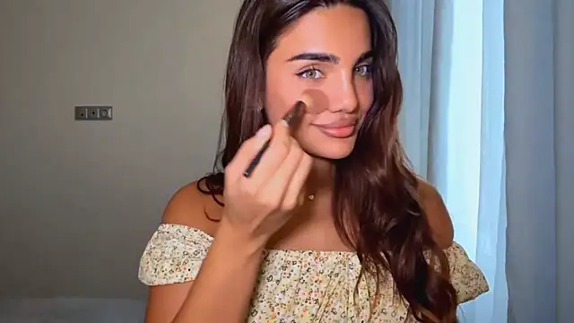 MelindaReny online show from April 20, 1:13 pm