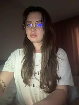 Aitana Magic online show from April 15, 2:32 pm