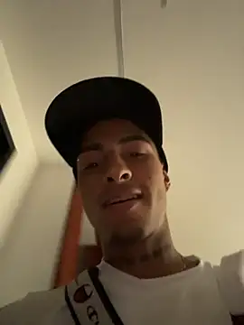 willclayy online show from July 18, 12:03 pm