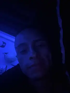 willclayy online show from May 7, 11:46 am