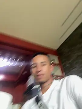 willclayy online show from April 27, 12:03 pm