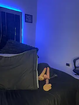 willclayy online show from May 7, 11:52 pm