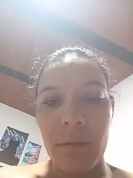 LunaArias online show from May 31, 2:23 pm