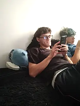 AoA-BoyStudent online show from April 19, 6:10 pm