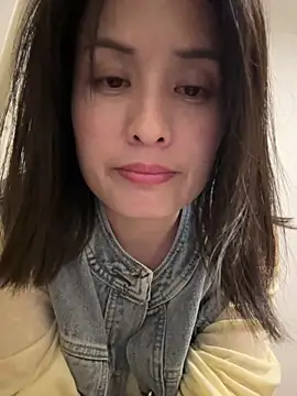 Snapshot of Faye-baby chatting on May 1, 3:50 pm Faye-baby online show from May 1, 3:50 pm