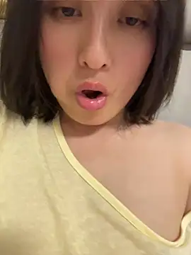 Snapshot of Faye-baby chatting on May 14, 3:09 pm Faye-baby online show from May 14, 3:09 pm