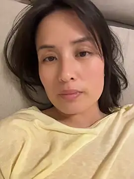 Snapshot of Faye-baby chatting on May 13, 5:20 pm Faye-baby online show from May 13, 5:20 pm