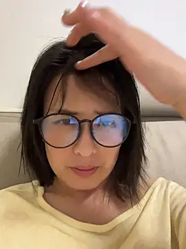 Snapshot of Faye-baby chatting on May 19, 2:46 pm Faye-baby online show from May 19, 2:46 pm
