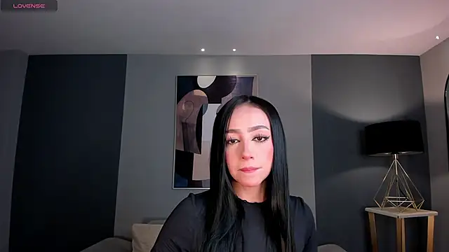 PaulineSanz online show from May 17, 5:13 pm