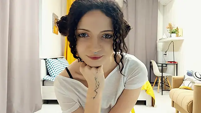 CinnamonCurl online show from May 27, 12:31 am