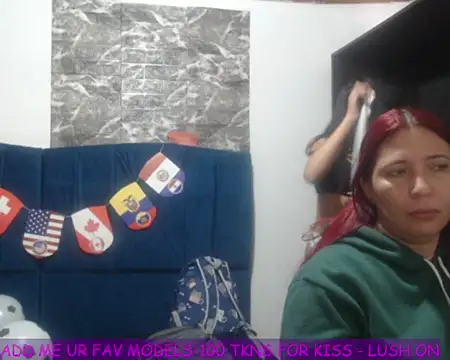 Snapshot of ISAMOONX chatting on June 18, 1:05 pm ISAMOONX online show from June 18, 1:05 pm