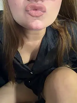 Snapshot of Tasty_LushDesire chatting on June 30, 7:03 pm Tasty LushDesire online show from June 30, 7:03 pm