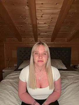 paulaklein online show from April 23, 7:48 pm