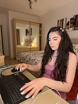 CandyElla  online show from June 10, 5:58 pm