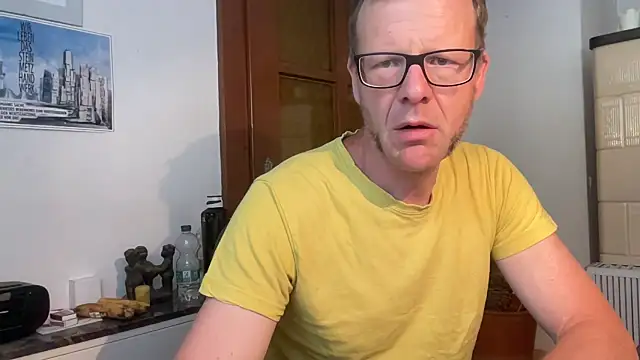 Snapshot of o_florian_o1 chatting on June 26, 7:47 am o florian o1 online show from June 26, 7:47 am