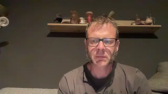 Snapshot of o_florian_o1 chatting on June 16, 8:09 pm o florian o1 online show from June 16, 8:09 pm