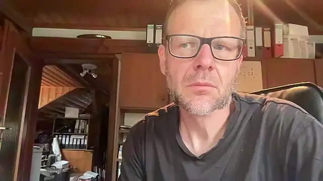 o florian o1 online show from June 1, 5:18 am
