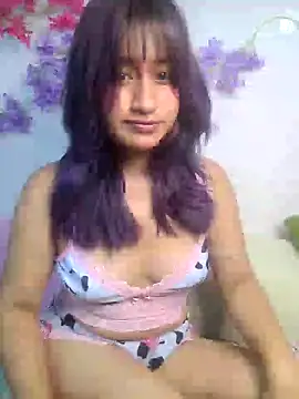 LunaaMarshmallow online show from April 18, 7:11 am