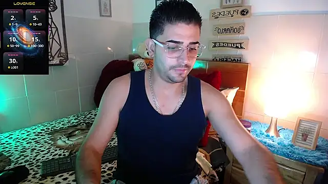 andders  online show from June 17, 5:34 pm