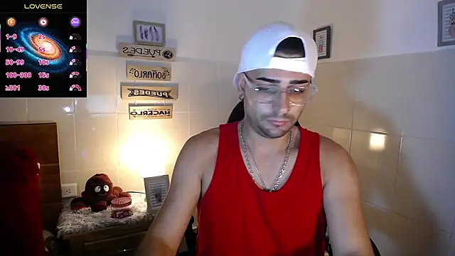 Snapshot of andders_ chatting on April 28, 2:10 am andders online show from April 28, 2:10 am