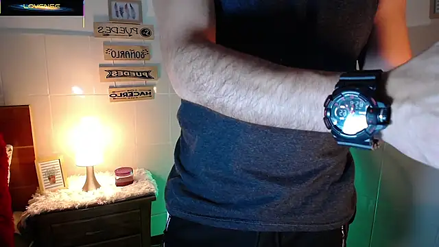 Snapshot of andders_ chatting on May 25, 11:58 pm andders online show from May 25, 11:58 pm