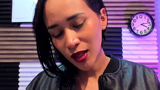 Snapshot of Scarleth-Foxx chatting on June 30, 7:36 pm Scarleth-Foxx online show from June 30, 7:36 pm