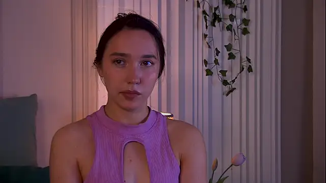 Suzaneey online show from June 13, 7:12 pm