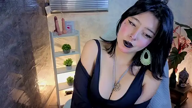 lsa dolly nyx online show from May 14, 4:48 pm