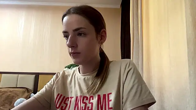 Snapshot of selianderol chatting on July 9, 7:20 am selianderol online show from July 9, 7:20 am