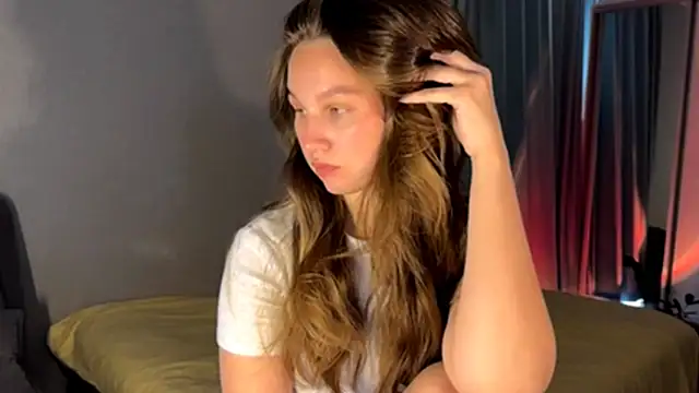 Snapshot of secretnaya_girl chatting on May 31, 9:37 am secretnaya girl online show from May 31, 9:37 am