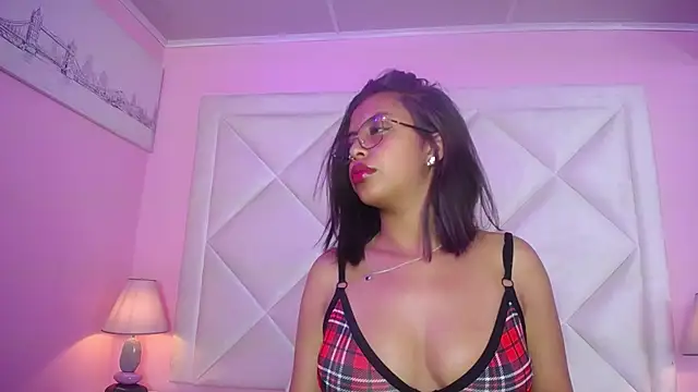 Tinaa Monroe online show from May 21, 6:22 am