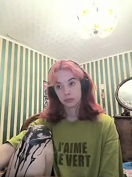 Snapshot of amberrrdolll_ chatting on June 20, 12:15 am amberrrdolll online show from June 20, 12:15 am