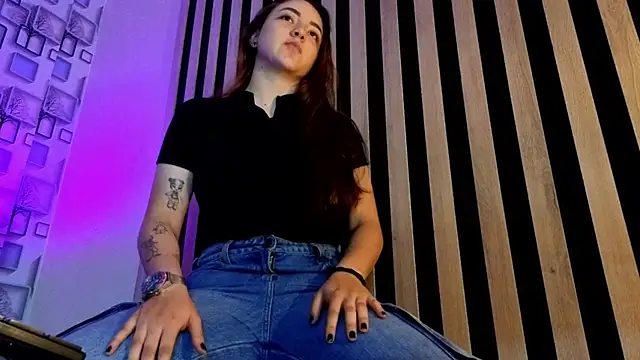 LexavegA online show from April 17, 11:07 pm