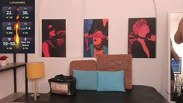 HannahhWilliams online show from May 26, 10:30 pm