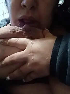 melones3 online show from May 14, 6:49 pm