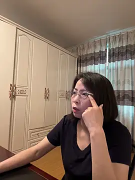 lisha521 online show from June 2, 1:16 am