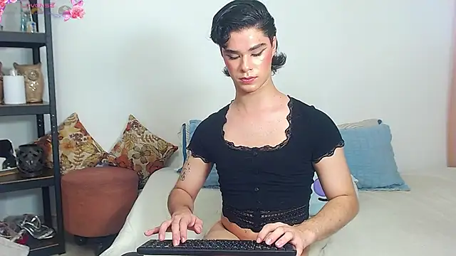 Rosseta cute1 online show from July 25, 1:50 pm