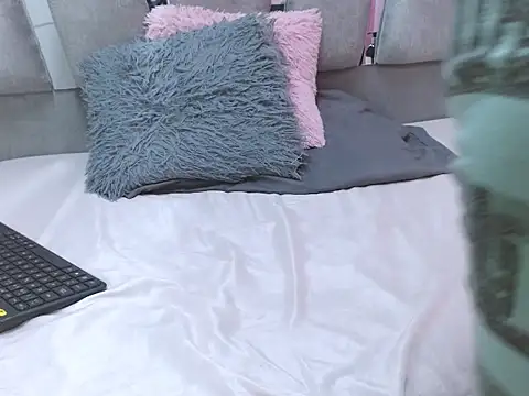 CarlaSpenser online show from May 10, 3:58 pm