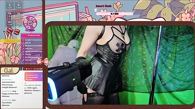 Snapshot of DirtyLilRatty chatting on August 4, 4:06 am DirtyLilRatty online show from August 4, 4:06 am