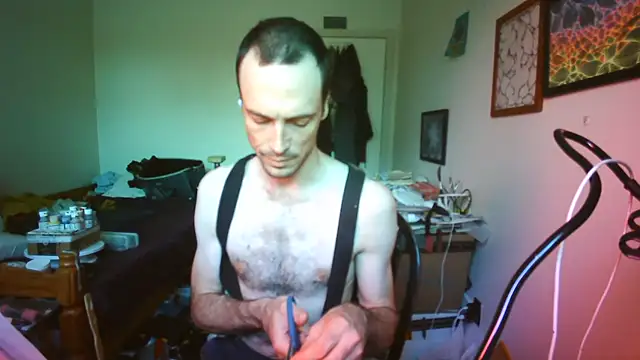 JohnnyMoves online show from July 16, 10:18 pm