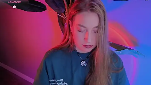 ShowmeYourfetish online show from May 28, 3:58 am
