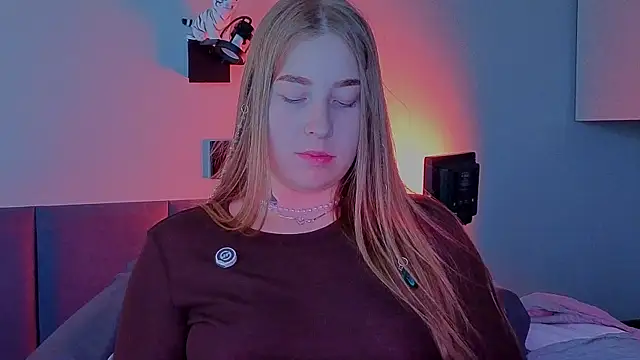 ShowmeYourfetish online show from May 17, 3:06 am