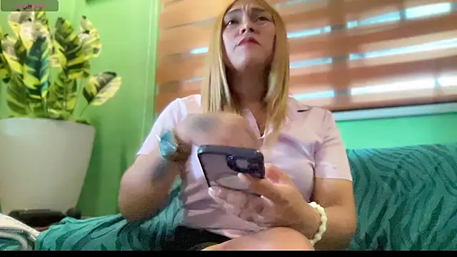 hannaBaby lisyos11 online show from June 1, 6:57 am