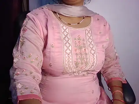 Hotty Bhabhi1 online show from April 21, 5:14 am