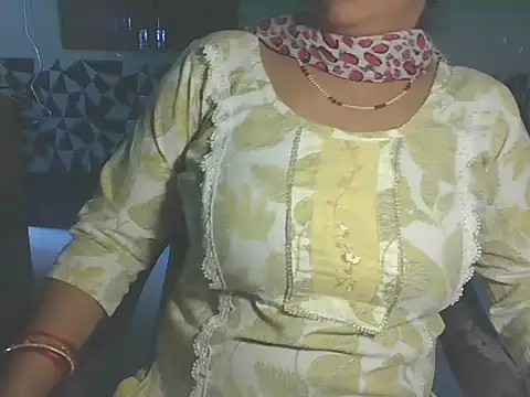 Hotty Bhabhi1 online show from May 8, 5:55 am