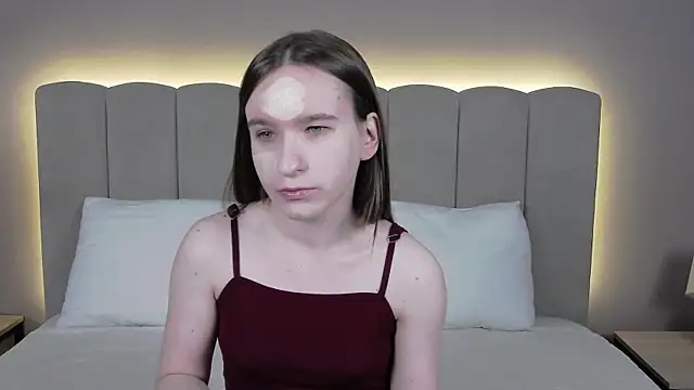Snapshot of MarliinNova chatting on May 10, 4:16 am MarliinNova online show from May 10, 4:16 am