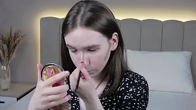 MarliinNova online show from April 19, 4:57 am